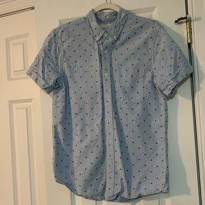 Like new short sleeve button up American Eagle shirt